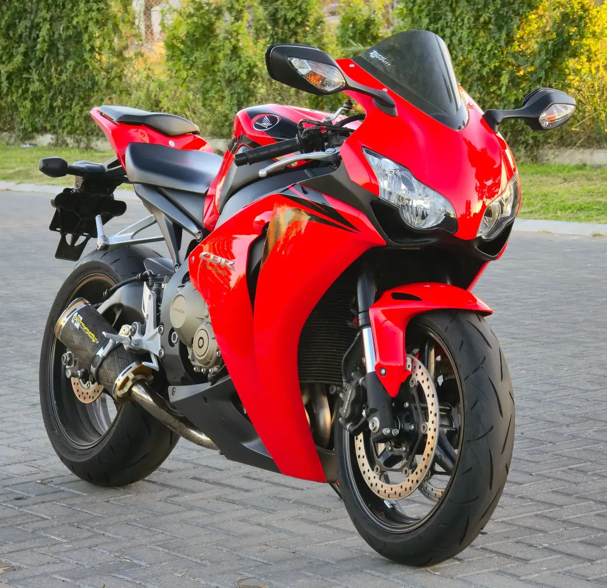 Honda CBR 1000 motocicleta deportiva